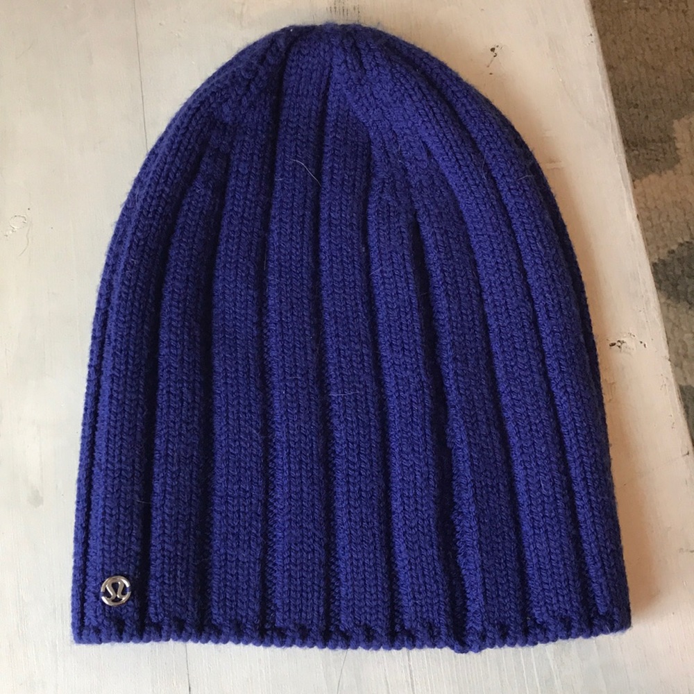 Lululemon head beanie